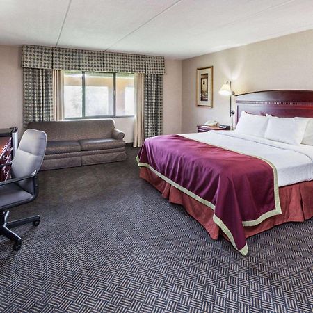 Baymont By Wyndham Michigan City Zewnętrze zdjęcie