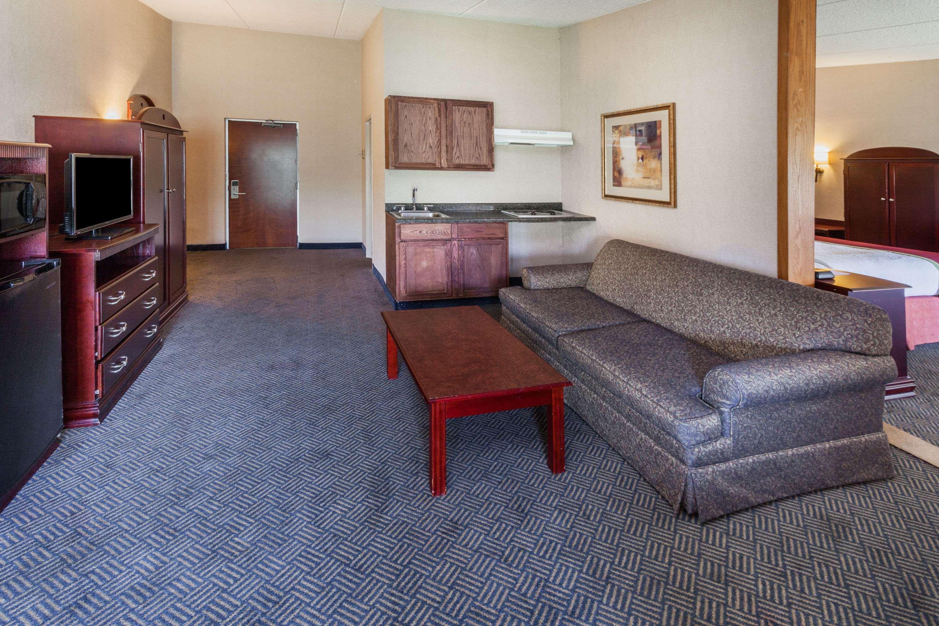 Baymont By Wyndham Michigan City Zewnętrze zdjęcie